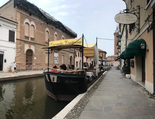 Locanda La Comacina Comacchio Exterior foto